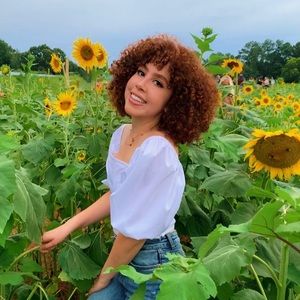 Meet your Posher, Kiara